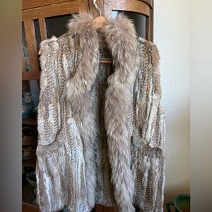 Hope 1967 vintage rabbit fur vest with pockets and front fasteners M/L